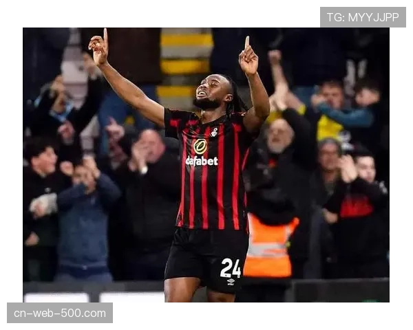 塞梅尼奥展现惊人冲刺速度 成伯恩茅斯反击战术核心