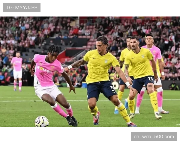 都灵主场控球体系有效 但客场防守组织频现漏洞